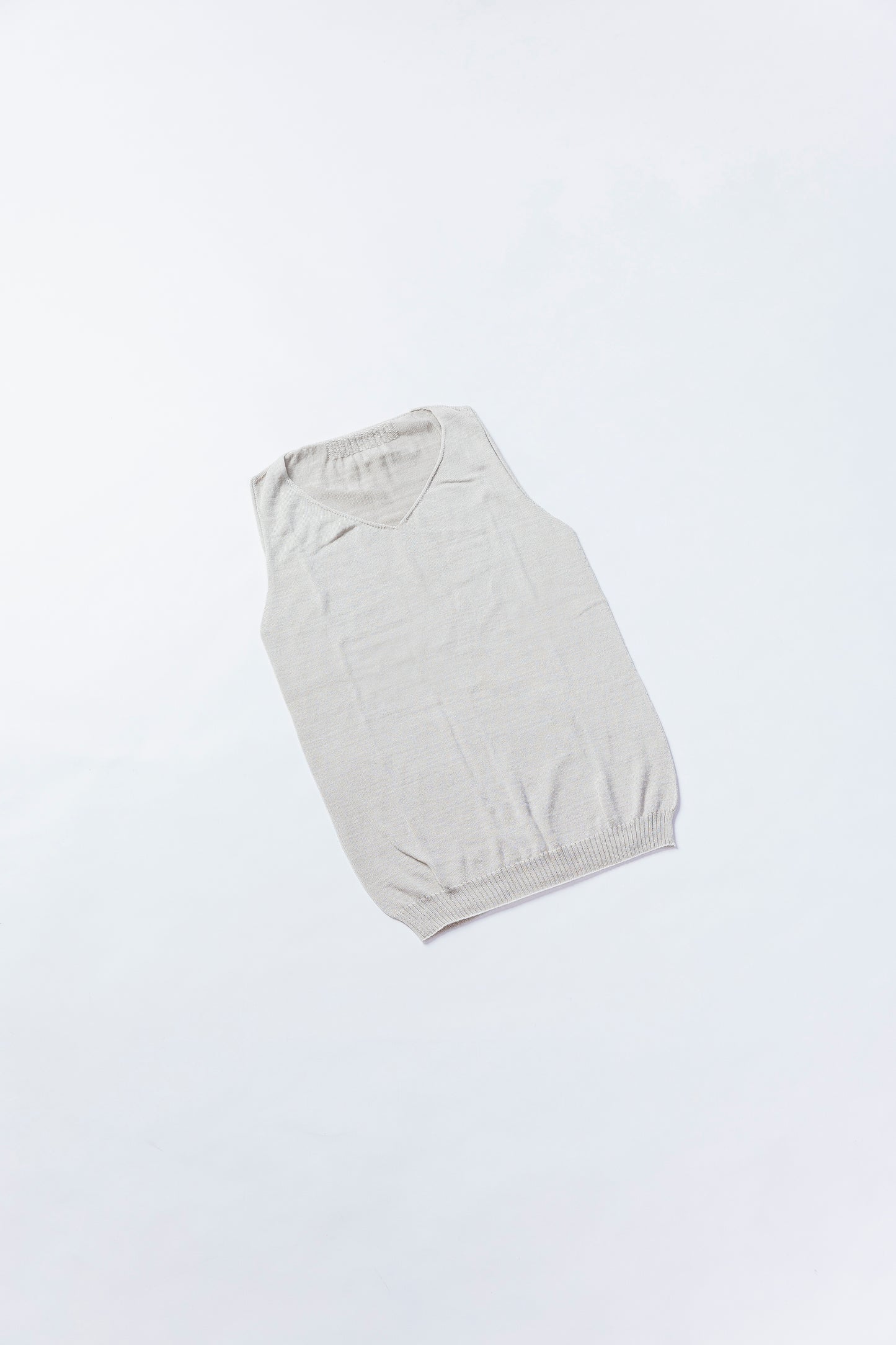 さらさらインナーシルクタンクトップ